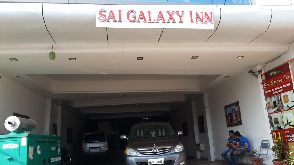 Hotel Sai Galaxy Inn Ширди Экстерьер фото