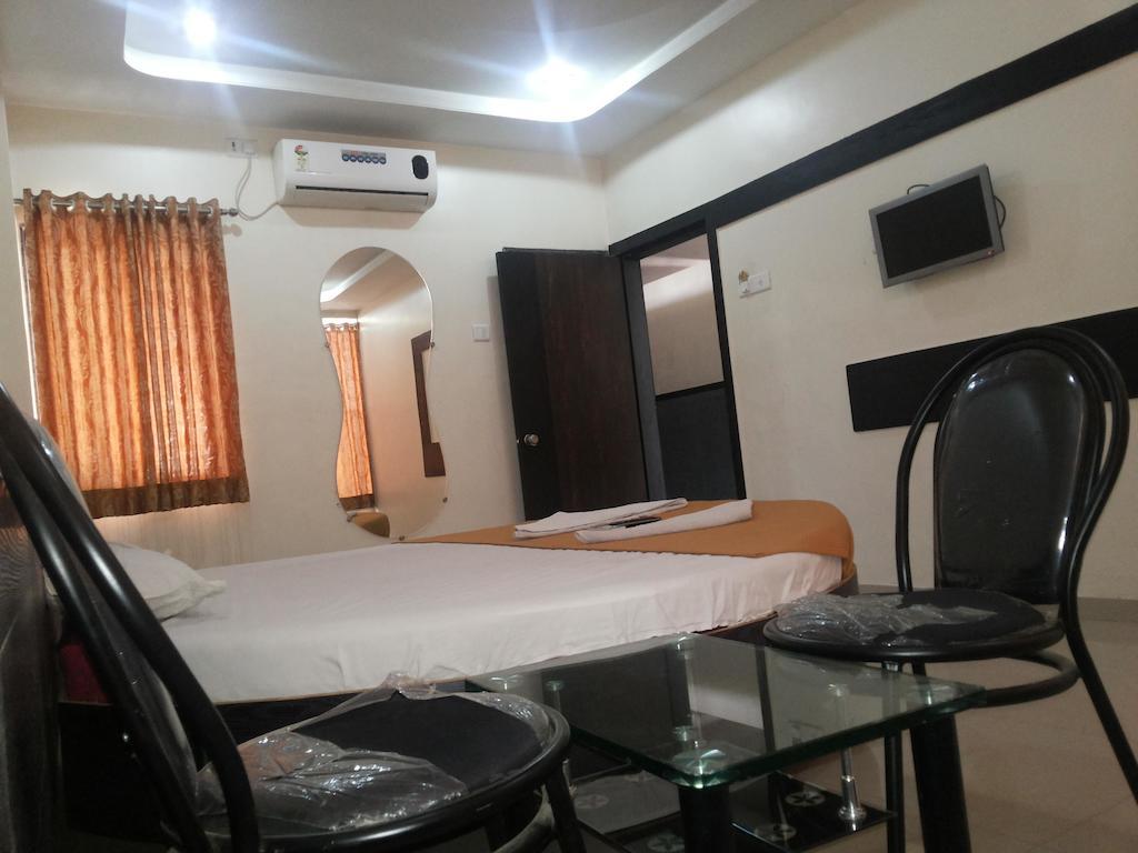 Hotel Sai Galaxy Inn Ширди Номер фото